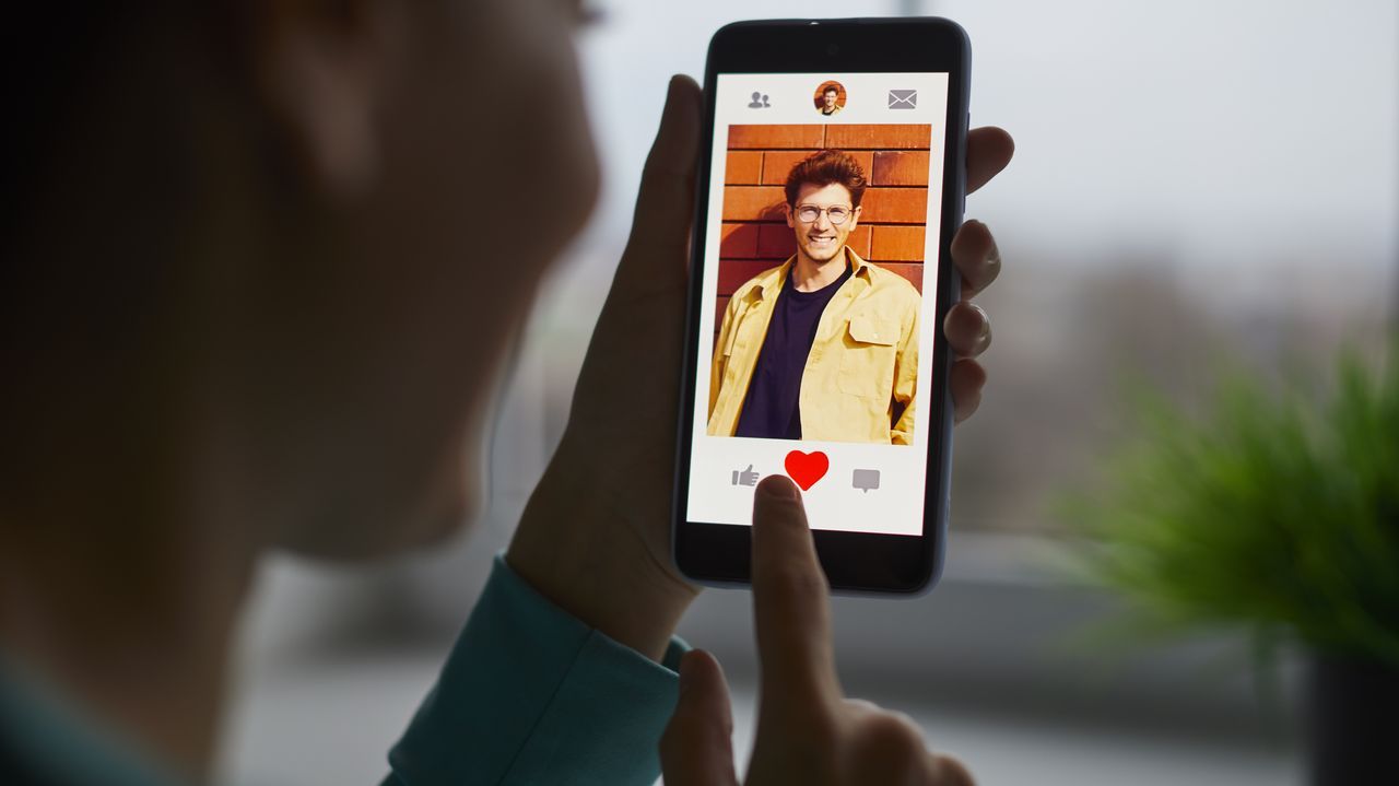 Tener novios y novias creados por IA, una tendencia al alza a nivel global