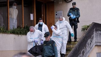 En el piso del hombre con di�gnes que apareci� muerto en Oleiros