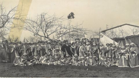 La rondalla monfortina Iris, en una foto tomada en el ao 1921,