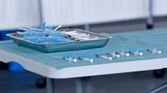 Vacunaci�n masiva contra el Covid-19 con AstraZeneca para personas entre 60 y 65 a�os en el recinto ferial de Pontevedra