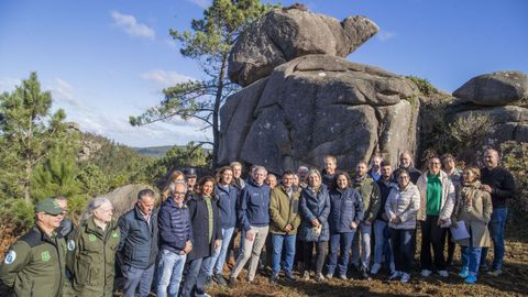Penedos de Pasarela e Traba