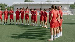 Jugadores de la UD Ourense en un entrenamiento.