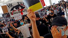 Protestas en el aeropuerto de Hong Kong