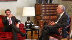 El lder ultraderechista luso Andr Ventura con el presidente de la Repblica, Marcelo Rebelo de Sousa, en el palacio de Belm