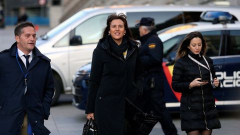 La portavoz de Junts Per Catalunya en el Congreso, Laura Borr�s, a su llegada hoy al Congreso de los Diputados