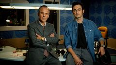 Javier Guti�rrez y Miki Esparb� en el rodaje de la serie