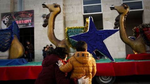 Cabalgatas de Reyes de Ourense.Cientos de personas se congregaron en las calles de Xinzo para recibir a los Reyes Magos