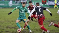 Vitra intenta sortear la presi�n de los burgaleses