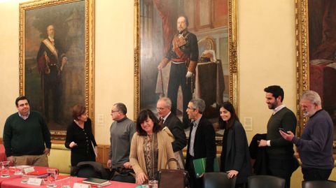 Integrantes de la Comisi�n de Seguimiento del pacto de concertaci�n local de Gij�n