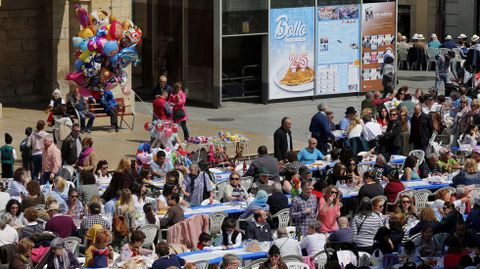 Comida en la calle de Avil�s