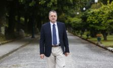 Luis Moll�, capit�n de nav�o en la reserva, ayer en la Escuela Naval Militar