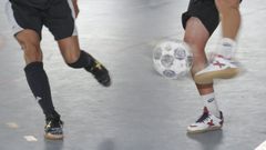 Un partido de f&uacute;tbol sala.