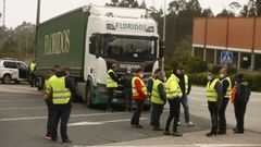Imagen de uno de los piquetes que este martes actuaron en A Mari�a