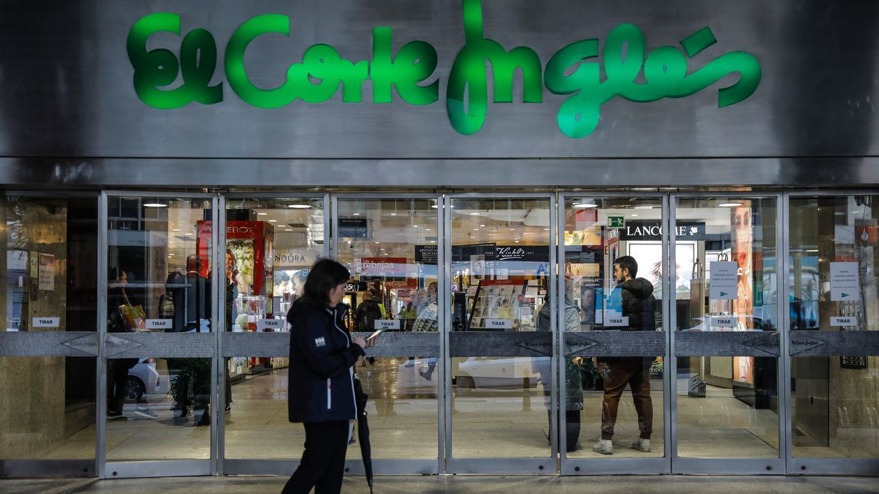Persecución de película: tratan de robar en El Corte Inglés de A Coruña