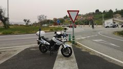 La rotonda de Ard�n es uno de los puntos que controla la Polic�a Local de Mar�n esta Semana Santa