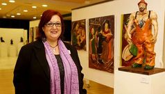 Viki Rivadulla xa amosou esta exposici�n con obras de escultura e pintura na Costa da Morte.