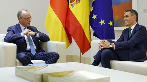 El canciller alemán, Friedrich Merz, y el presidente del Gobierno, Pedro Sánchez, en la Moncloa.