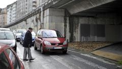 Imagen de archivo de uno de los pasos de peatones bajo el viaducto de la avenida del Ej�rcito