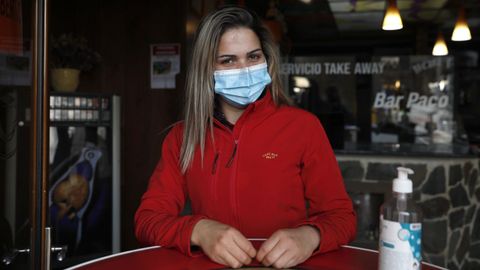 Marisa, camarera portuguesa en Feces de Abaixo