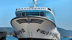 Barco auxiliar de batea hecho en O Freixo