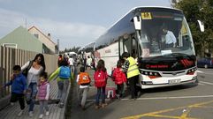 Adem�s de una doble d�rsena, las aceras de los colegios se ampliar�n para mejorar la seguridad. 