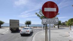 Confluencia de la calle Luis Rocafort con el paseo de Silgar, en Sanxenxo