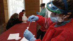 En la sala multiusos de la casa consistorial de Viveiro se hacen pruebas covid gratis tres d�as a la semana