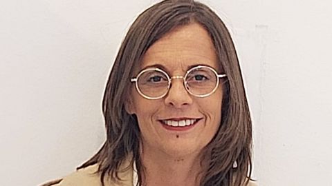 Beatriz Garabana viaja de Ferrol a A Corua para trabajar