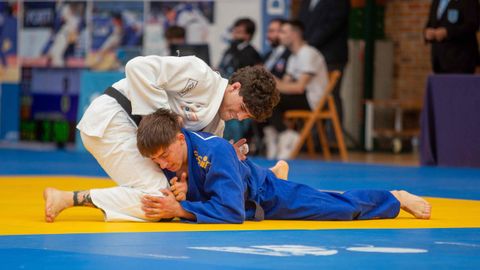 Supercopa de Espa�a de Galicia de Yudo en el pabell�n San Narciso de Mar�n
