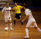 �lex se lleva la pelota en el partido disputado ante el Zamora.