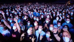 Concierto de Love of Lesbian en Barcelona, en el que se hicieron test a todos los participantes a modo de ensayo