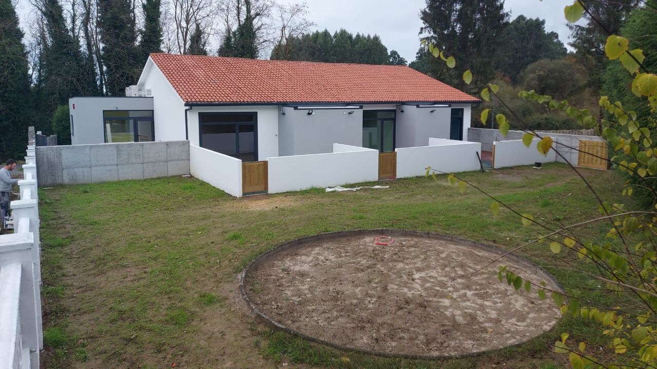 Miño responde al aumento de familias jóvenes: la nueva escuela infantil avanza y ofertará 43 plazas en Xarío