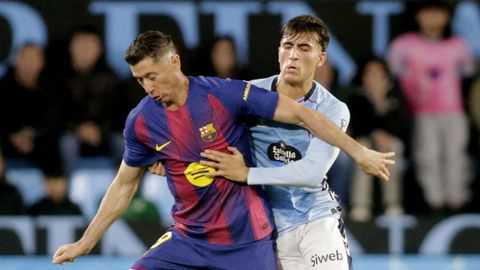 Javi Rodrguez, con Robert Lewandoski, en Balados.