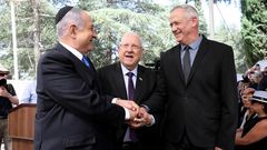 Un acto en recuerdo a Sim�n Peres junt� por primera vez tras la cita electoral a Gantz y Netanyahu, con el presidente de Israel como testigo