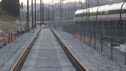 El empalme con el eje atl�ntico, a la altura del pol�gono de V�o, es una infraestructura clave para la conexi�n ferroviaria de Langosteira