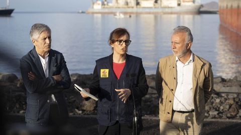 La ministra de Sanidad, M�nica Garc�a, ofreci� una rueda de prensa en el puerto de Tenerife