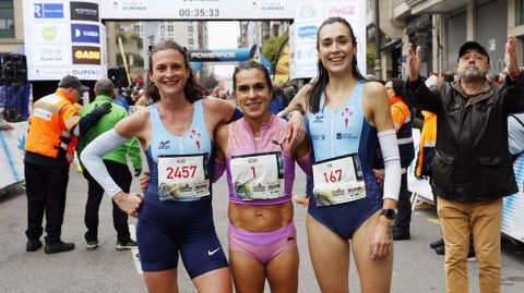 Ester Navarrete, ganadora de la San Marti�o, con las dem�s integrantes del podio.