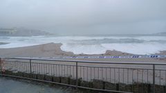 Los trabajos para rehacer la duna de Riazor se posponen por la mala situaci�n en el mar