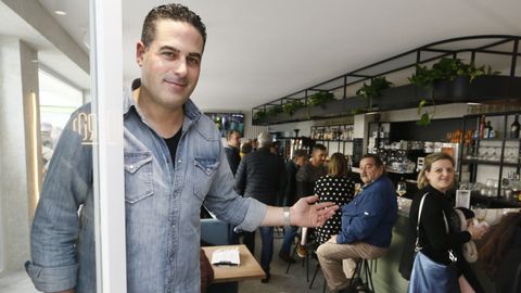 Imagen del pasado diciembre, cuando Víctor Valenzuela reinauguró O Muro tras un notable cambio de imagen