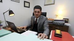 Pablo �lvarez Ramos, con despacho en Burela