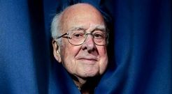 Peter Higgs ofreci� ayer su primera rueda de prensa despu�s de que se confirmase su teor�a.