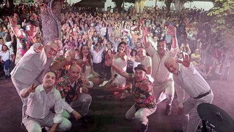 El público llenó la Alameda dos Remedios durante la actuación en el día grande de As San Lucas de Salsarena