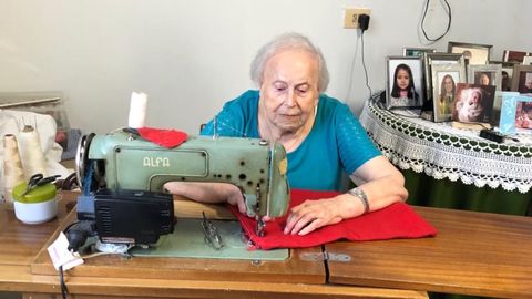 La ribeirense ense�� a decenas de vecinas