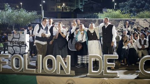 Los premiados exteriorizaron su alegr�a al t�rmino del foli�n