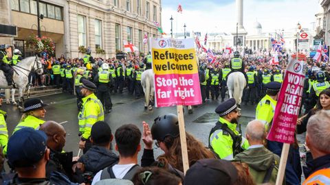 Defensores y detractores de los migrantes, durante dos movilizaciones en Londres