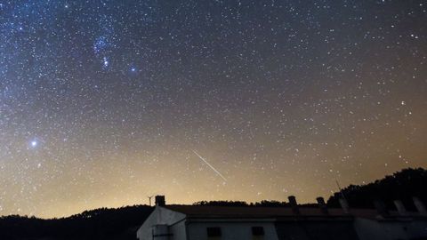 Lluvia de estrellas en Corme, en una imagen de archivo