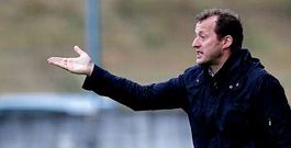 Manolo Garc�a est� haciendo un gran trabajo con el As Pontes, la gran revelaci�n de la primera vuelta de la liga en Tercera.