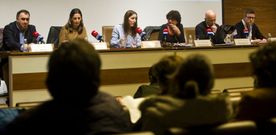 De izquierda a derecha, C�sar Crego, Mar�a Fern�ndez Lemos, Mar�a Meizoso, Carme da Silva, Garc�a Nores y Emilio V�zquez. 