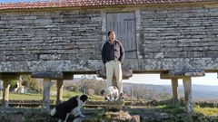 scar Casas pas varios das en la aldea mazaricana de Gosolfre para preparar el acento de su personaje