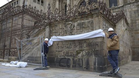 Uno de los peores ataques, en la fachada de la catedral de Santiago, en el 2019 